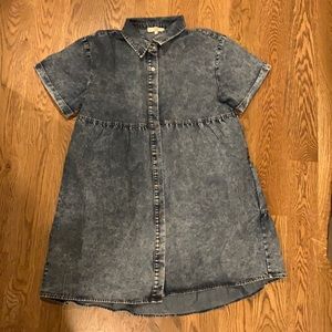 Ruthie Grace acid washed denim dress